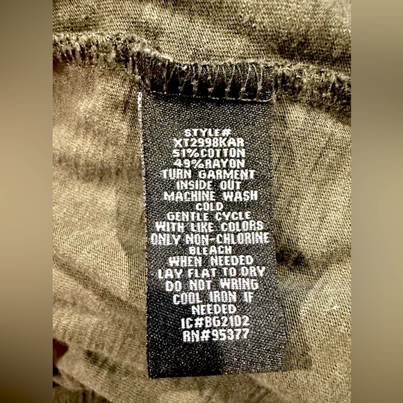 EUC Sanctuary Camo Pattern Puff Sleeve Top Sz L - Picture 15 of 16